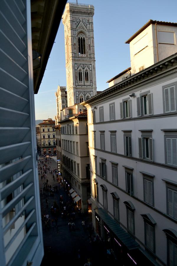 Domus Duomo Panzió Firenze Kültér fotó